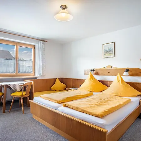 Gaestehaus Vogler Oberstdorf-kornau * Oberstdorf